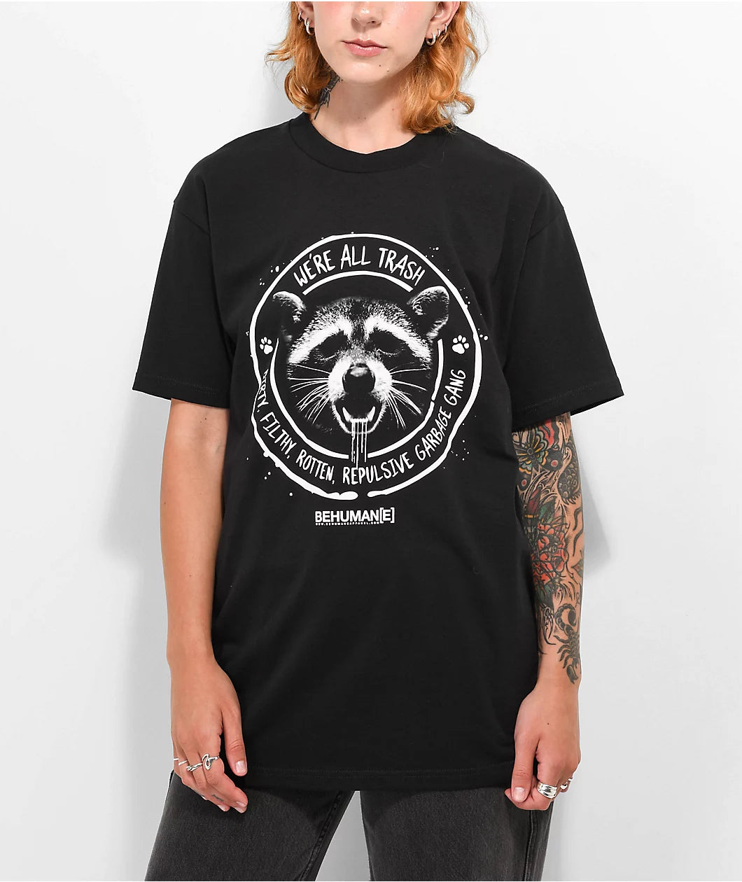 Be Humane We're All Trash Camiseta Negra UNISEX