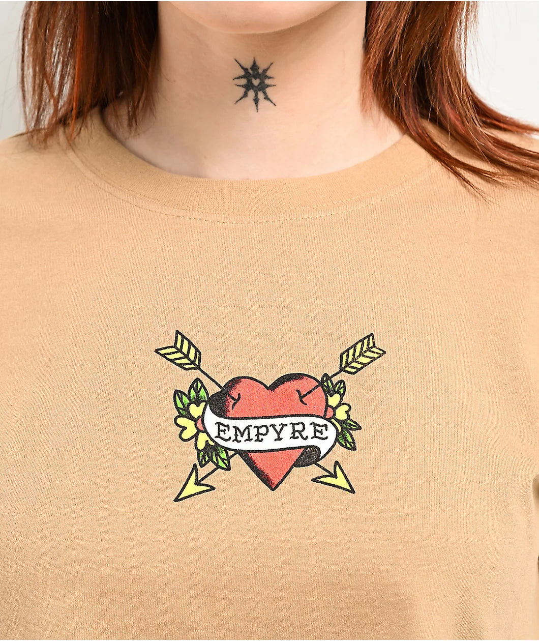 Empyre Heart Of Hearts Camiseta Crop de Arena